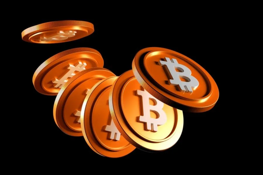 Bitcoin Falls 8% in Two Days as Profit-Taking, Dollar Strength Weigh