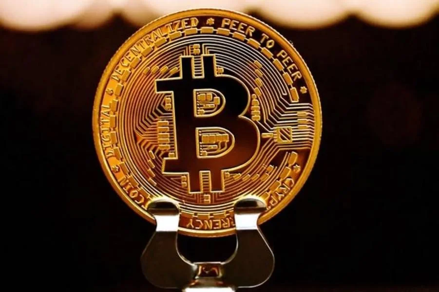 Peter Brandt Says Bitcoin Could Rise to $300,000-$600,000 by 2029